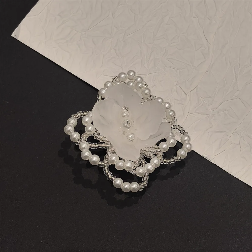Fashino Neues 1er-Set Mary Jane Ballettschuh-Charms mit Blumenperlen, Perlenschleifen, Kristall-Schuhdekorationen und Zubehör – Detail 1