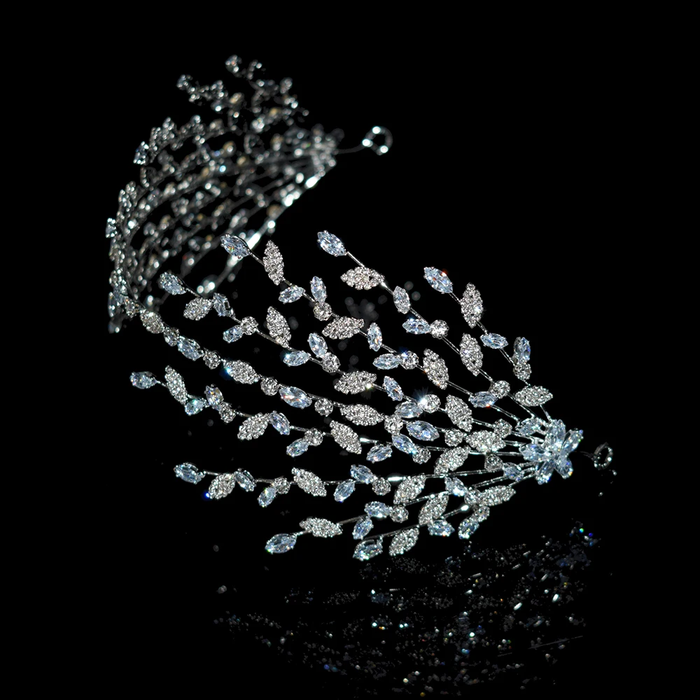 

YCDZSWWL Full Rhinestones Shiny Women Headpieces Elegant Crystal Tiara Bride Hair Accessories for Wedding Banquet