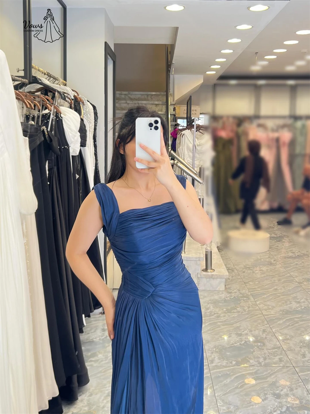 فساتين سهرة من Vows فساتين ضيوف الزفاف امرأة واسعة الكتف الأشرطة كلمة مخصصة مقبض إمساك فستان حفلة موسيقية فاخر 2025 حفل