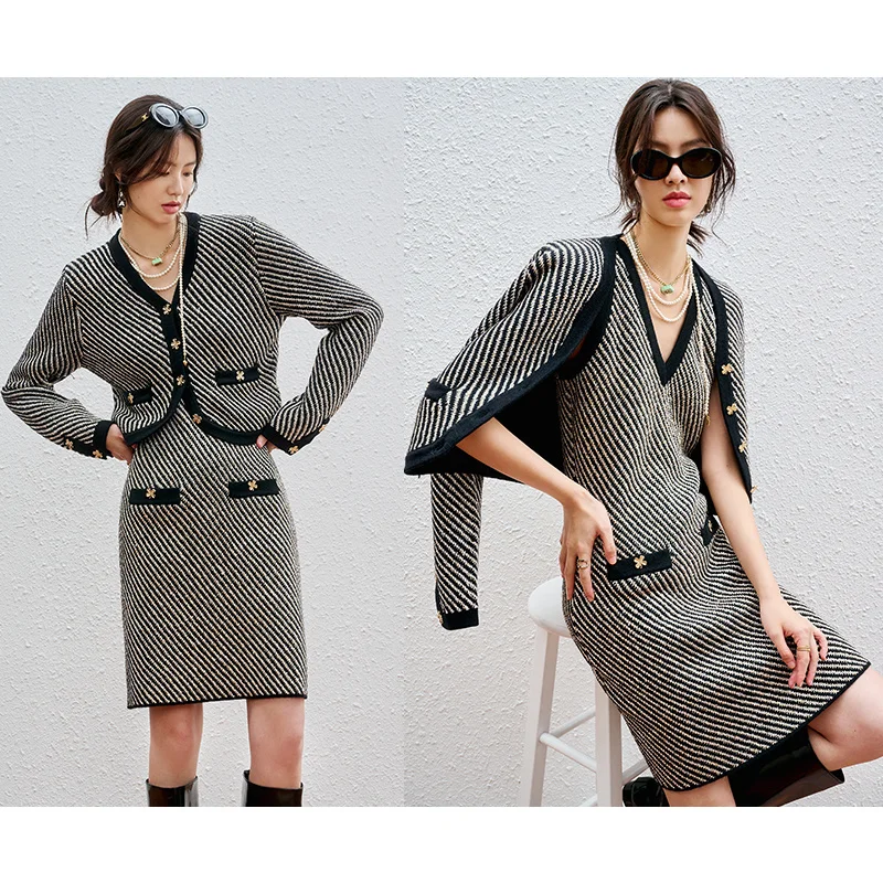 

High Dingzhu Sheer Yarn V-Neck Four Leaf Grass Gold Button Knitted Cardigan Coat+Dress Small Fragrance Set