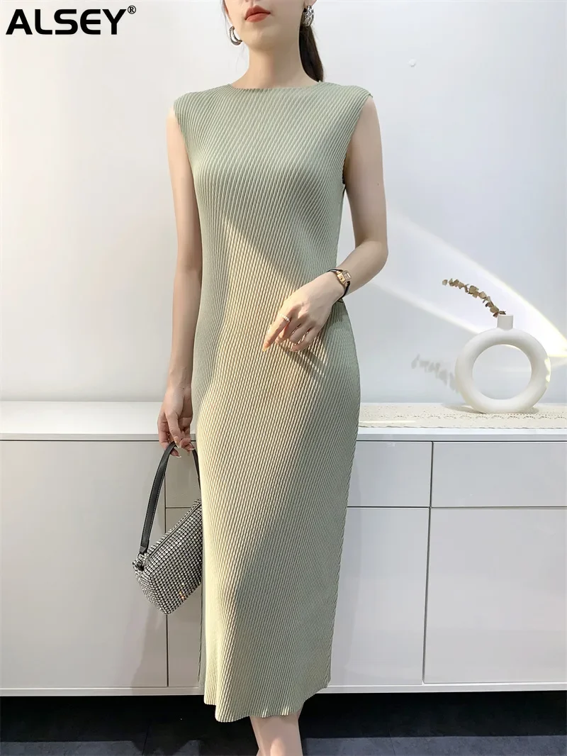 

ALSEY Miyake Fish Scale Pleated Women's Dresses Fashion Slim Pleated Skirt Mid-Length Elegant Split Dress Spot 2024 Summer