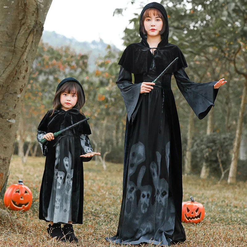 

Evil Skeleton Witch Long Robe with Hood Glow in the Dark Stage Costume for Adults Halloween Parent Child Cosplay Outfit