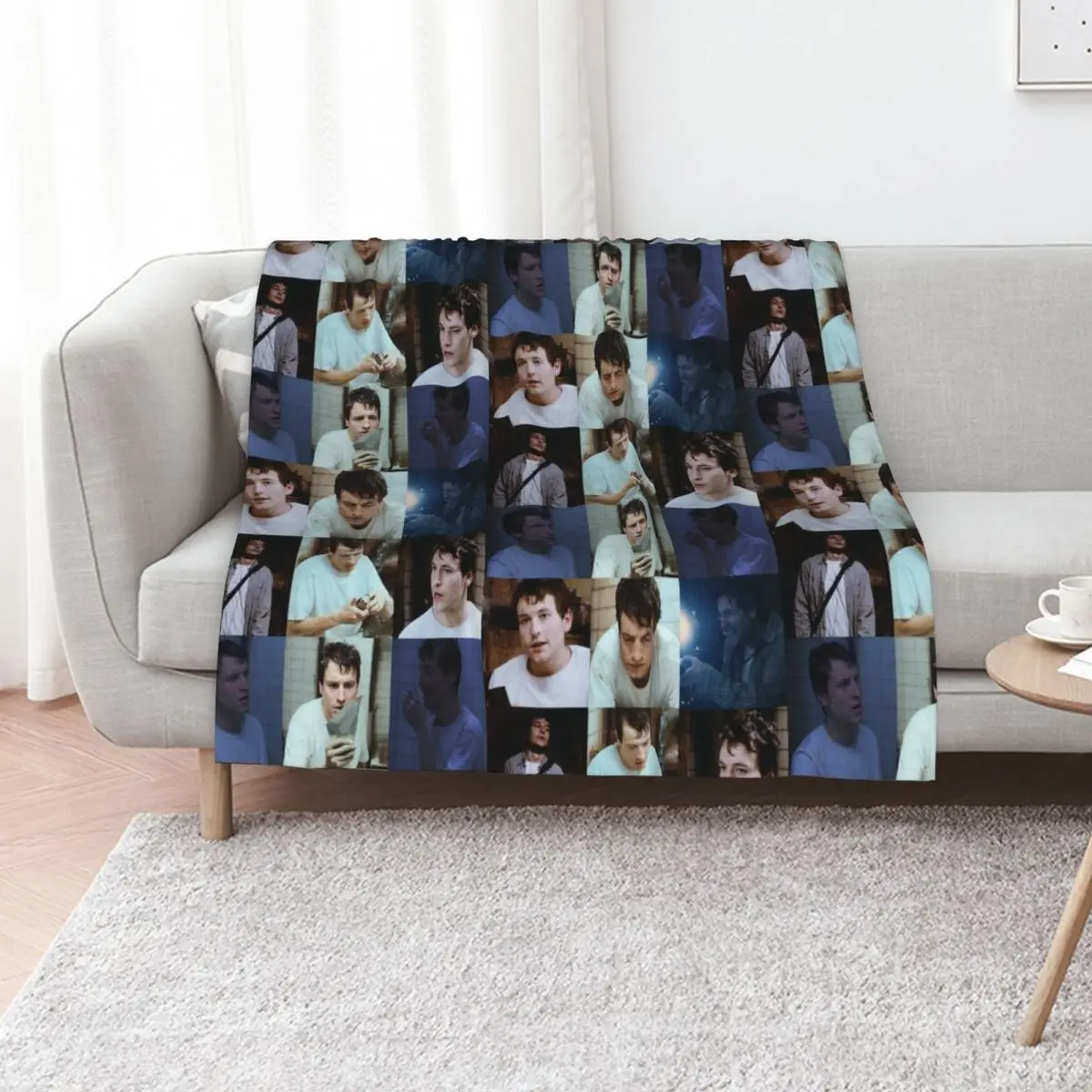 

Adam Stanheight (Leigh Whannell) Throw Blanket Quilt Decorative Throw Decoratives Picnic Blankets