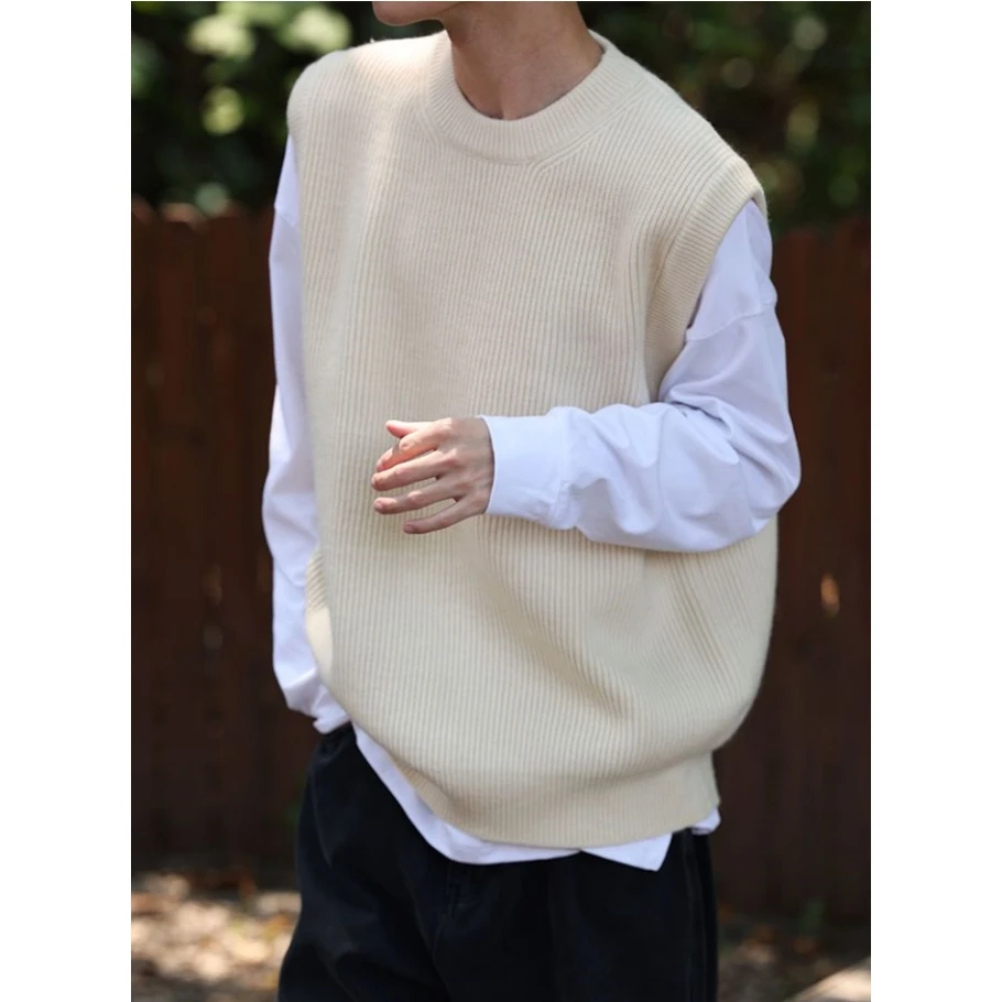 Autumn New Round Neck Sweater Vest for Men Korean Fashion Design Loose Casual Solid Color Knitted Sweater Vest Men and Women