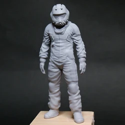 1/20 Scale Die Cast Resin Model Assembly Kit Resin Figure Mercenary Space Pilot Unpainted Free Shipping