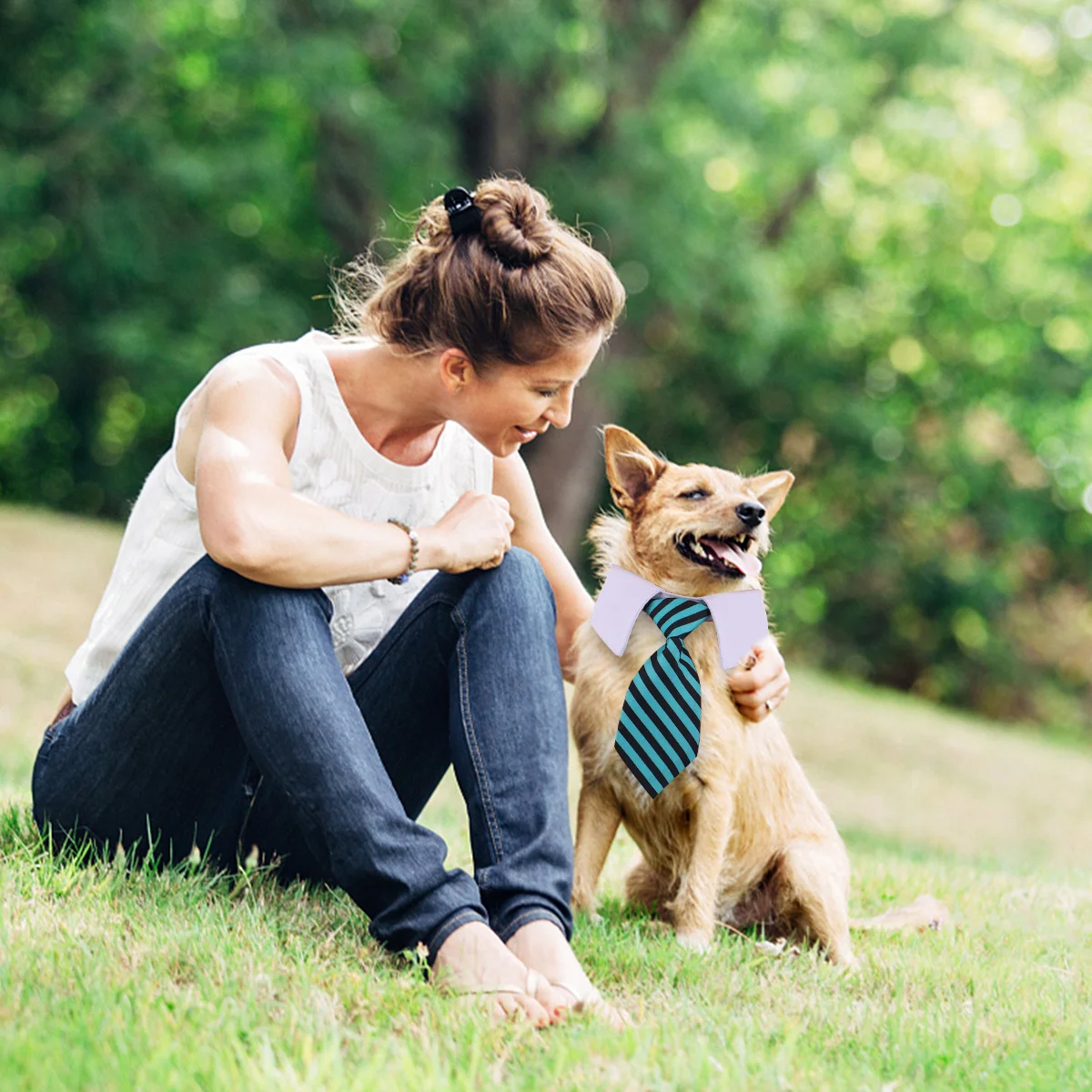 

2pcs Dog Necktie Cotton Adjustable Skull Design Pet Decor Tie For Halloween Christmas Ties Stripe Bell Collar