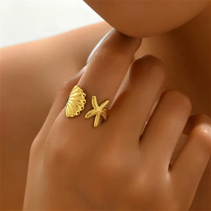 Uorich Fashion Simple Starfish Scallop Opening Ring Stainless Steel Gold Plated 18k for Women Classic Design Jewelry Daily Wear