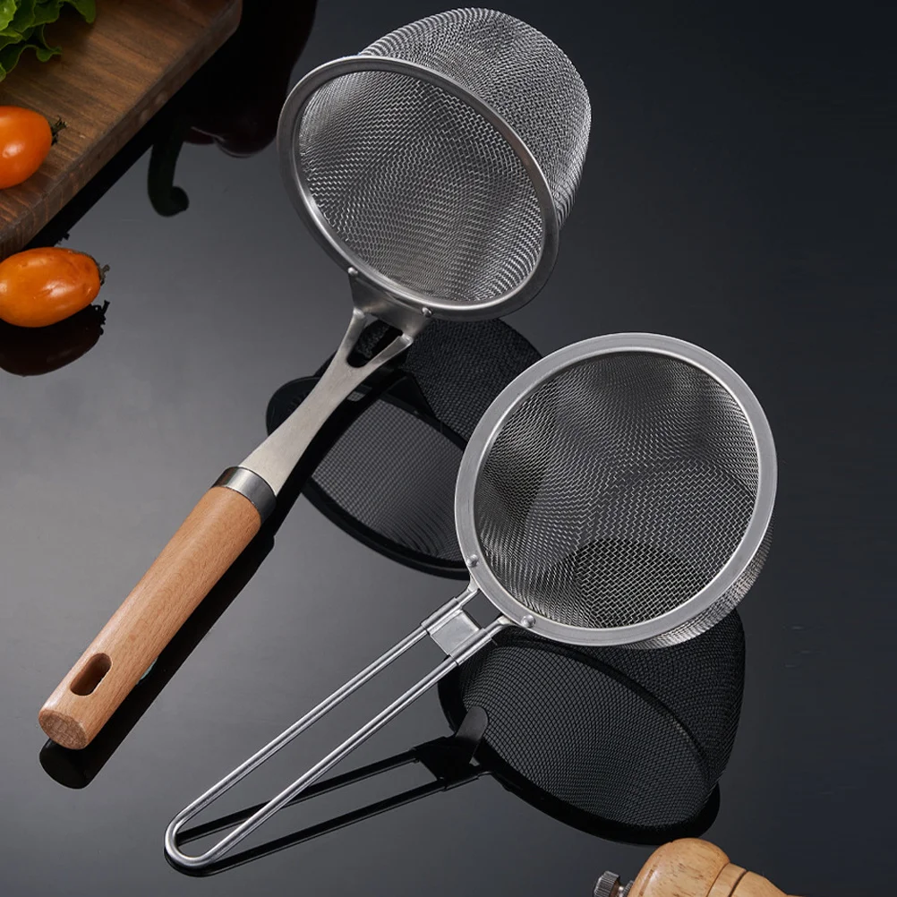 

2Pcs Stainless Steel Colanders Wood Handle Kitchen Strainers for Hot Pot Noodles Fried Food Oil Filter Mesh Net Colander