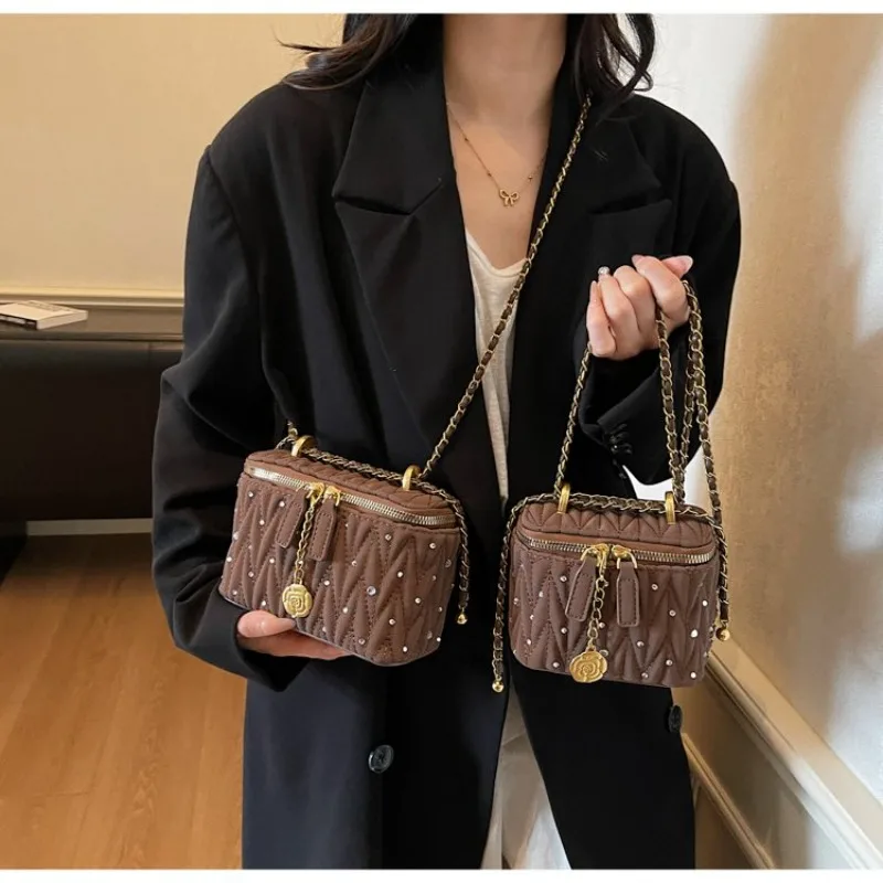 

Simple Chic Diaper Bags For Women Luxury Leather Messenger Bag Designer Crossbody Bag Large Capacity Elegant Shoulder Bag