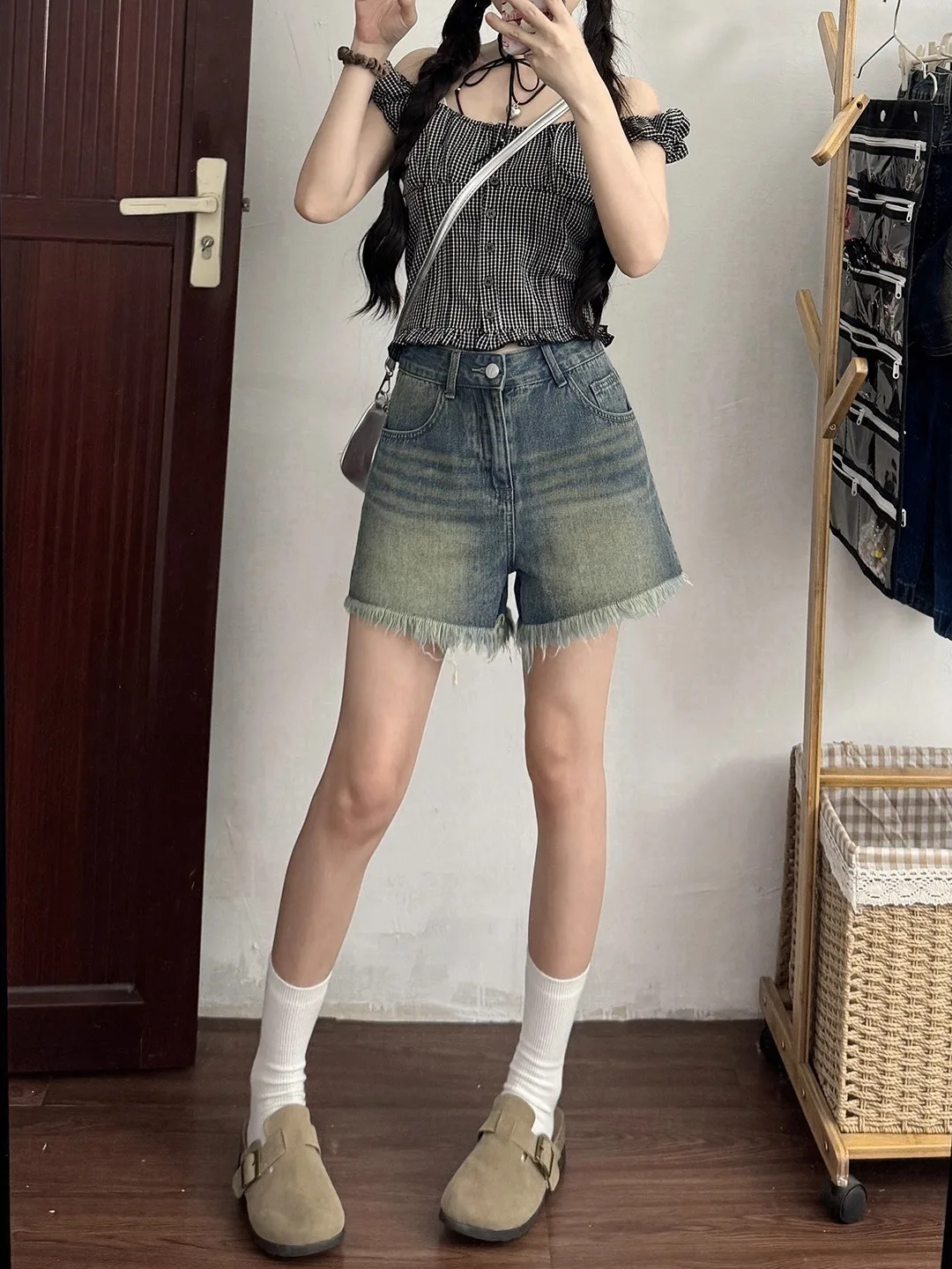 

American Retro High Waist Wide Leg Jeans orts Summer New Loose Large Size Slimming Hip Covering A-Line Hot Pants