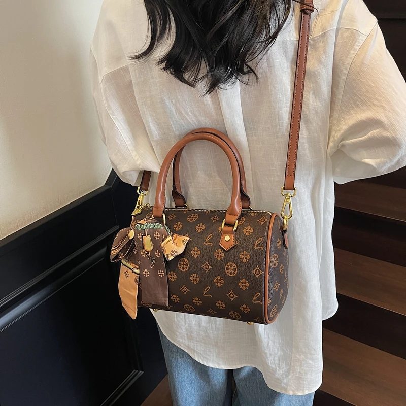 

Женская роскошная кожаная классическая модная сумка через плечо Элегантная дизайнерская сумка-тоут для повседневного шикарного образа жизни