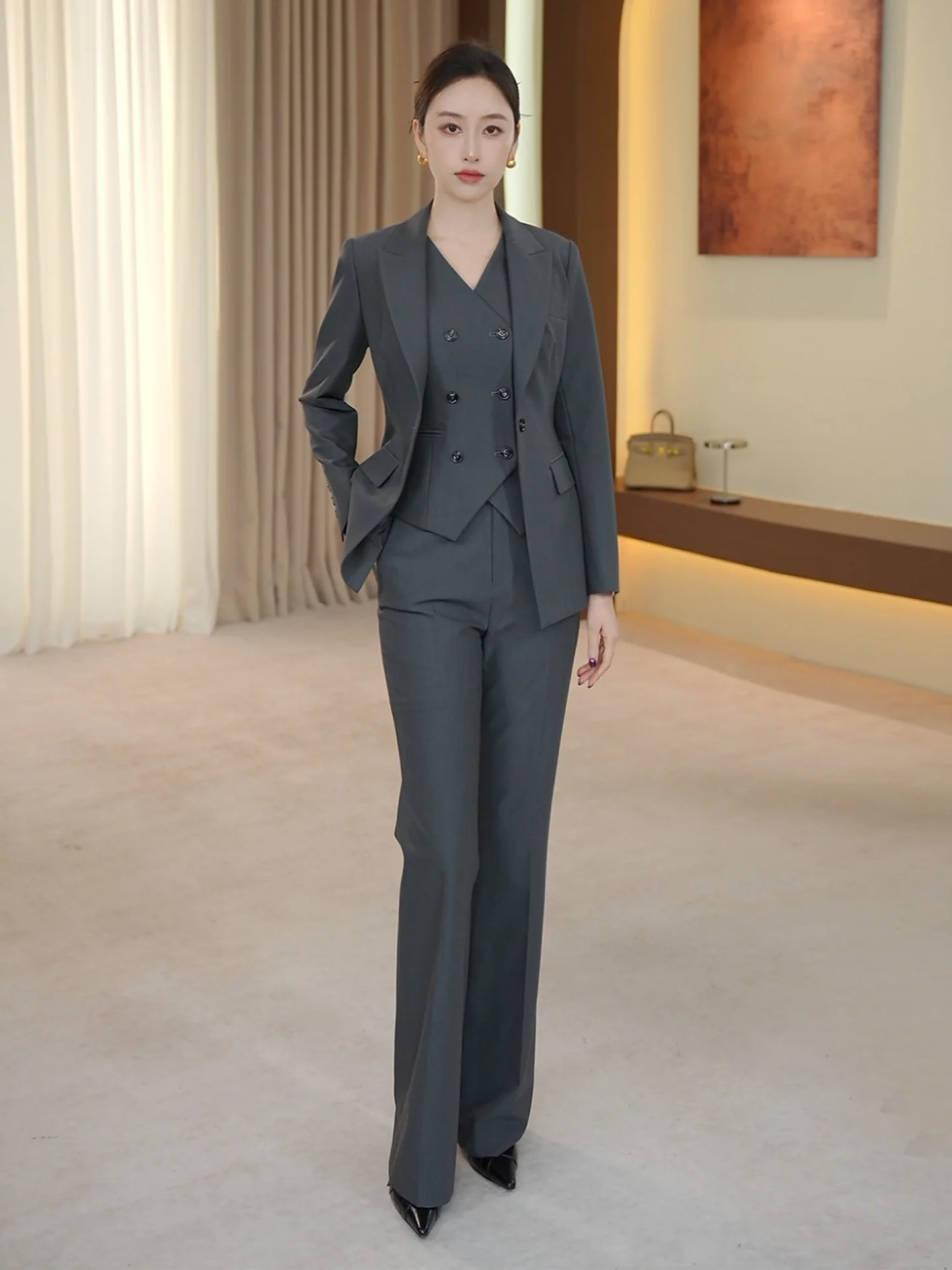 

Костюм-тройка Deep ey для женщин: профессиональный комплект для офиса, модный жилет и верхняя одежда. Новинка весна-осень.