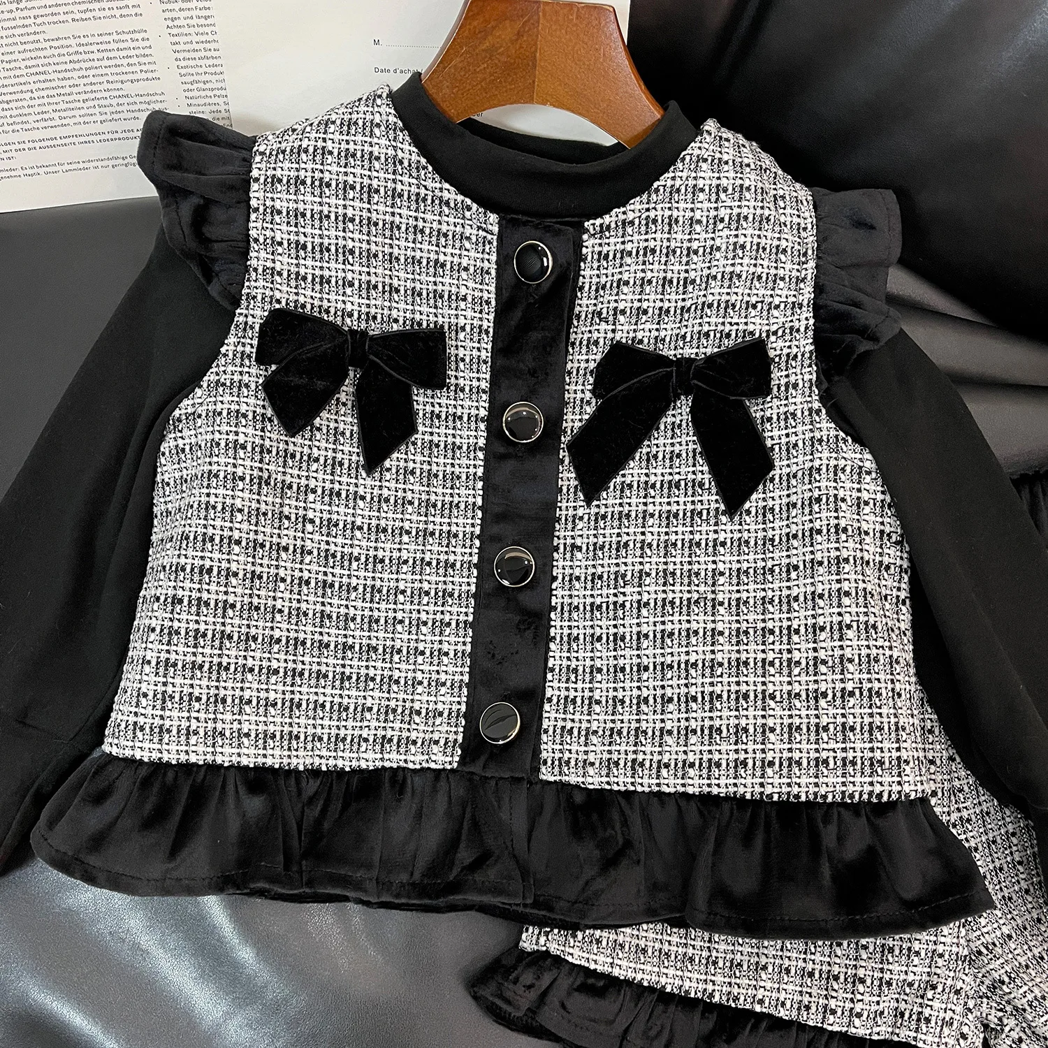 Girls Clothing Sets New Spring Autumn Kids Baby Girl 3pcs Clothes Suit Children Vintage Black Plaid Clothes Outfits 2-8Y