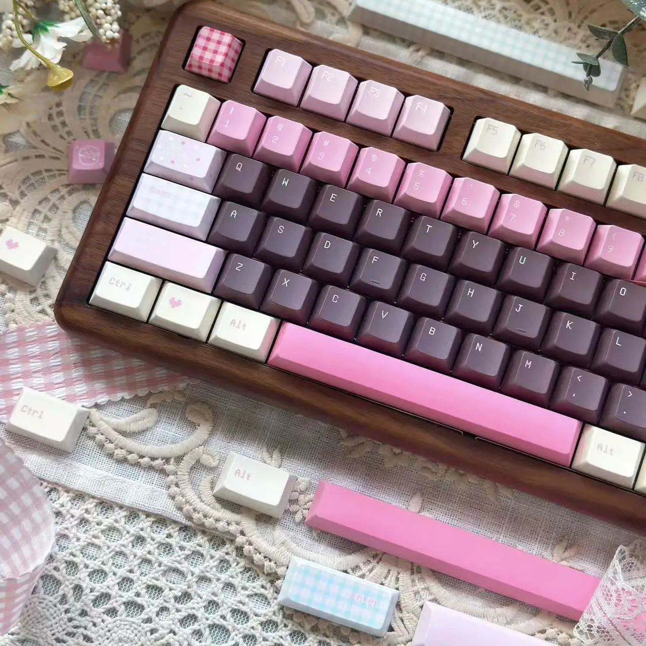 MAIMOOO Dream House Keycaps Korean  CHERRY PBT Sublimation Customized Keycaps Brown Pink Keyboard Keycap Set
