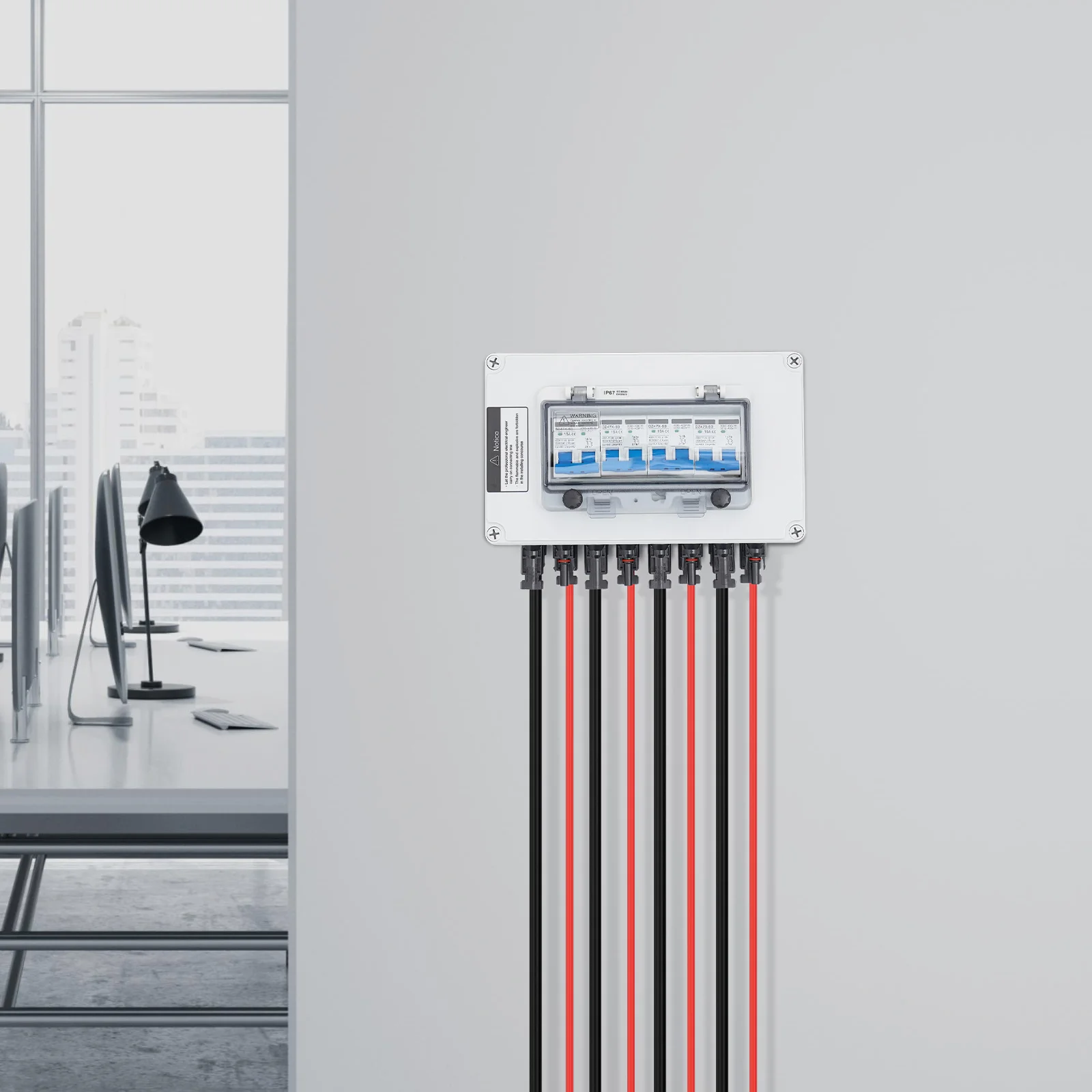15A 4-in-4-Out PV Solar Combiner Box DC Anschlussdose IP67 mit Leistungsschalter Trennschalter für Solarenergiesysteme