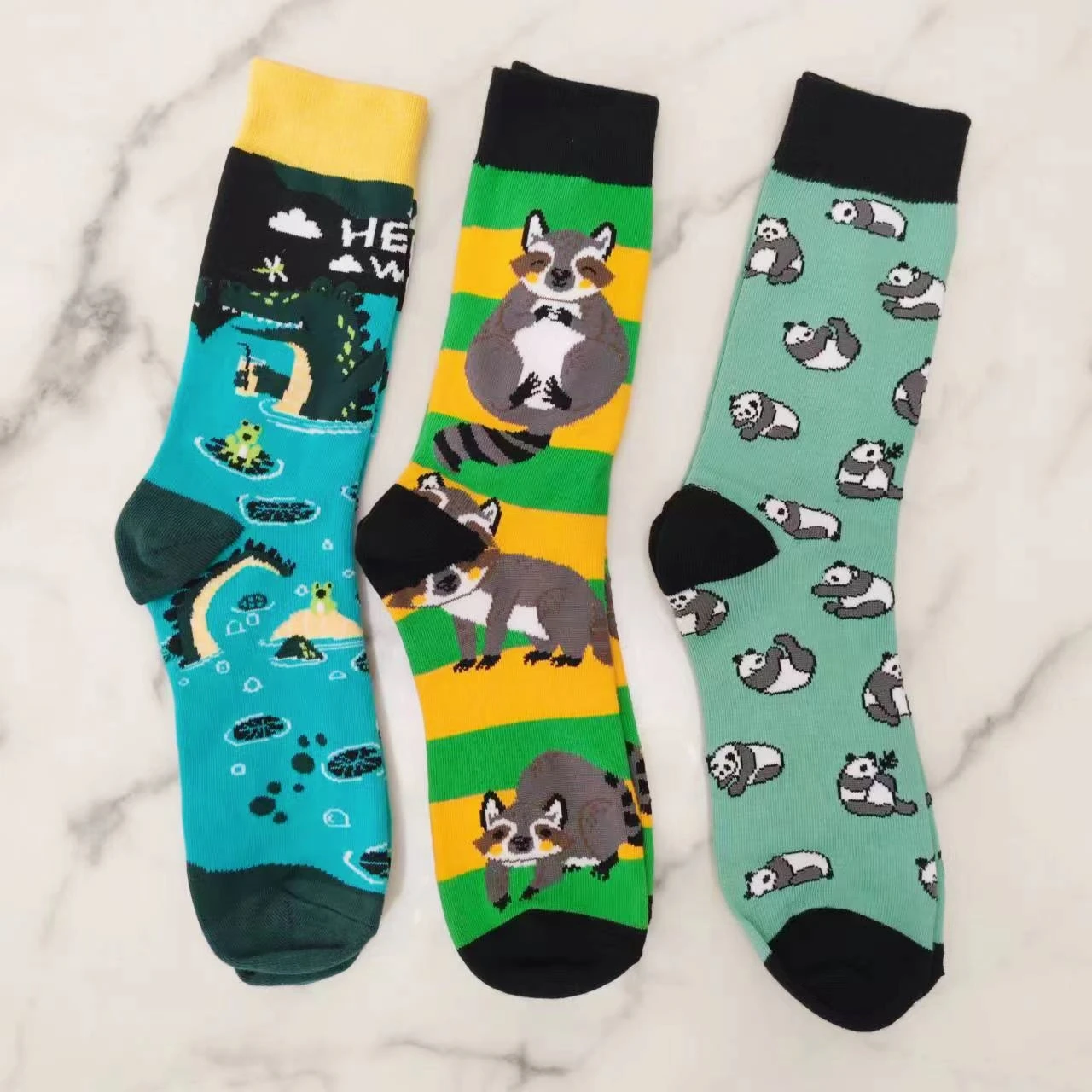 Nolvety Animal Pattern Dinosaur Raccoon Panda Cotton Men Crew Sock Stylish Gift Men Husband Cute Trendy Funky Green Blue