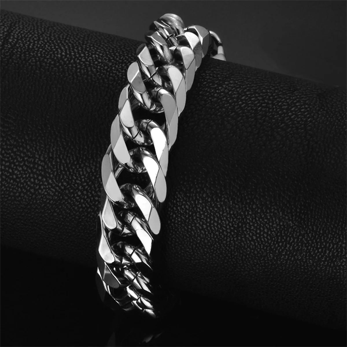 Braccialetto a catena a maglia cubana Punk 14mm maschio Color argento in acciaio inossidabile grandi catene a mano pesanti per regalo di gioielli