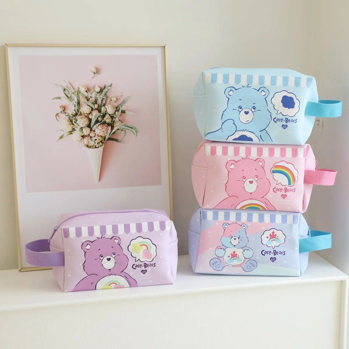 Care Bears-Bolsa de maquillaje portátil para niñas, bolsa de aseo impermeable de cuero, gran capacidad, Anime, arcoíris, oso, lindo regalo para