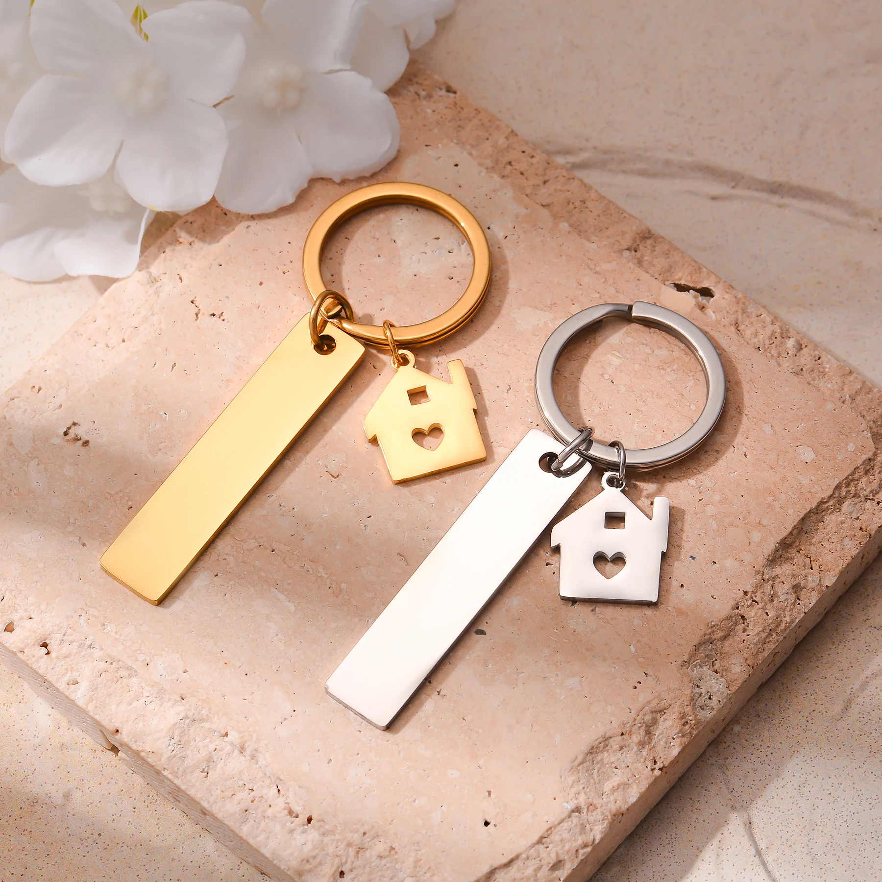 10Pcs Wholesale New Keychain with House Pendant Stainless Steel Dog Tag Geometry Bag Car key Ring Accessories New Home Gift view 4