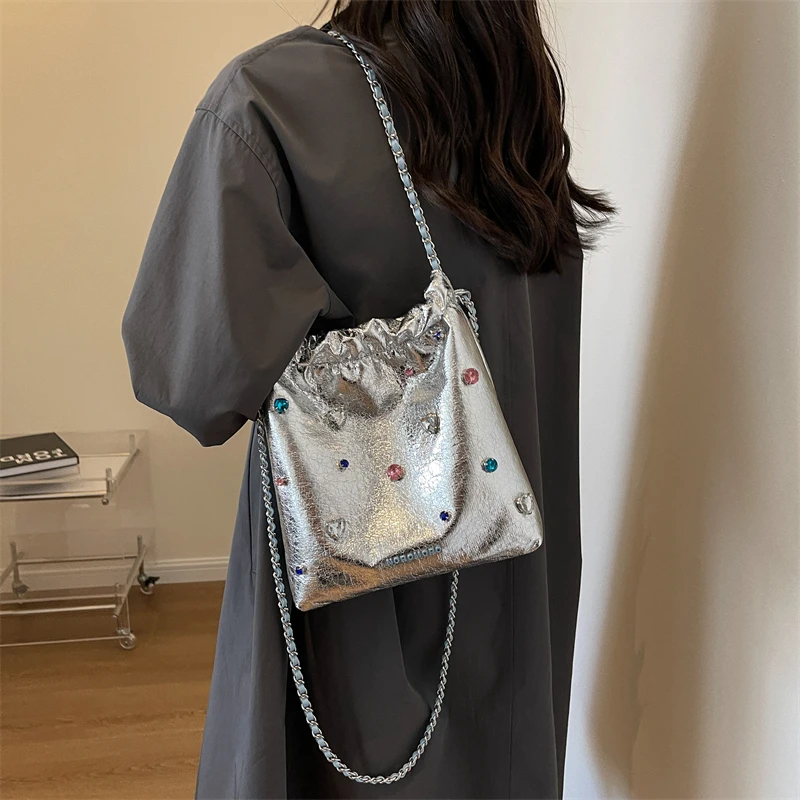 2023 Luxury Designer Bag Diamonds Design Silver PU Leather Crossbody Bags for Women  Korean Fashion Chain Shoulder Bag Handbags