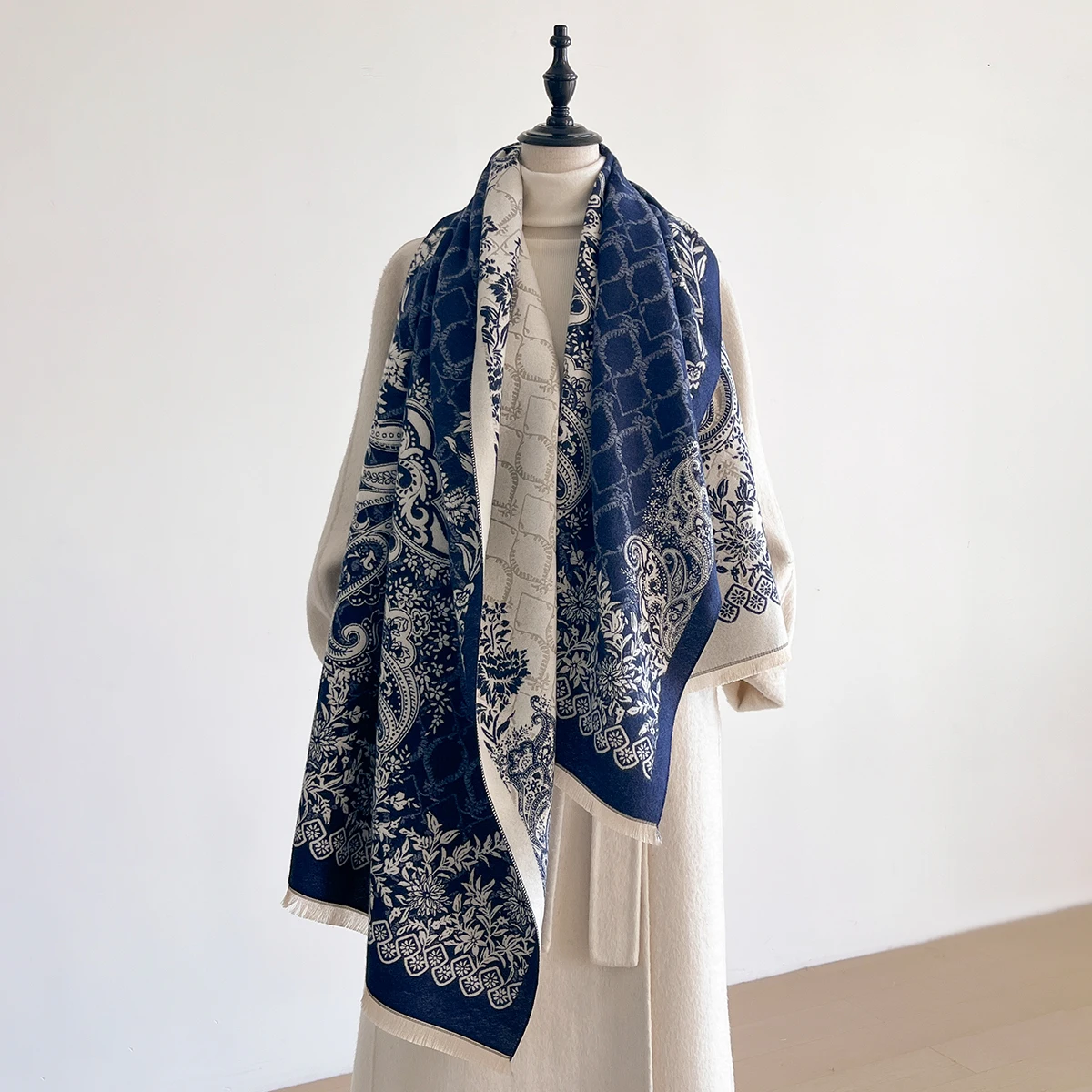 

Luxury Warm Poncho Imitaion Cashmere Winter Women Scarf Shawl Wraps Female Thick Pashmina Blanket Bufanda Travel Echarpe 2025