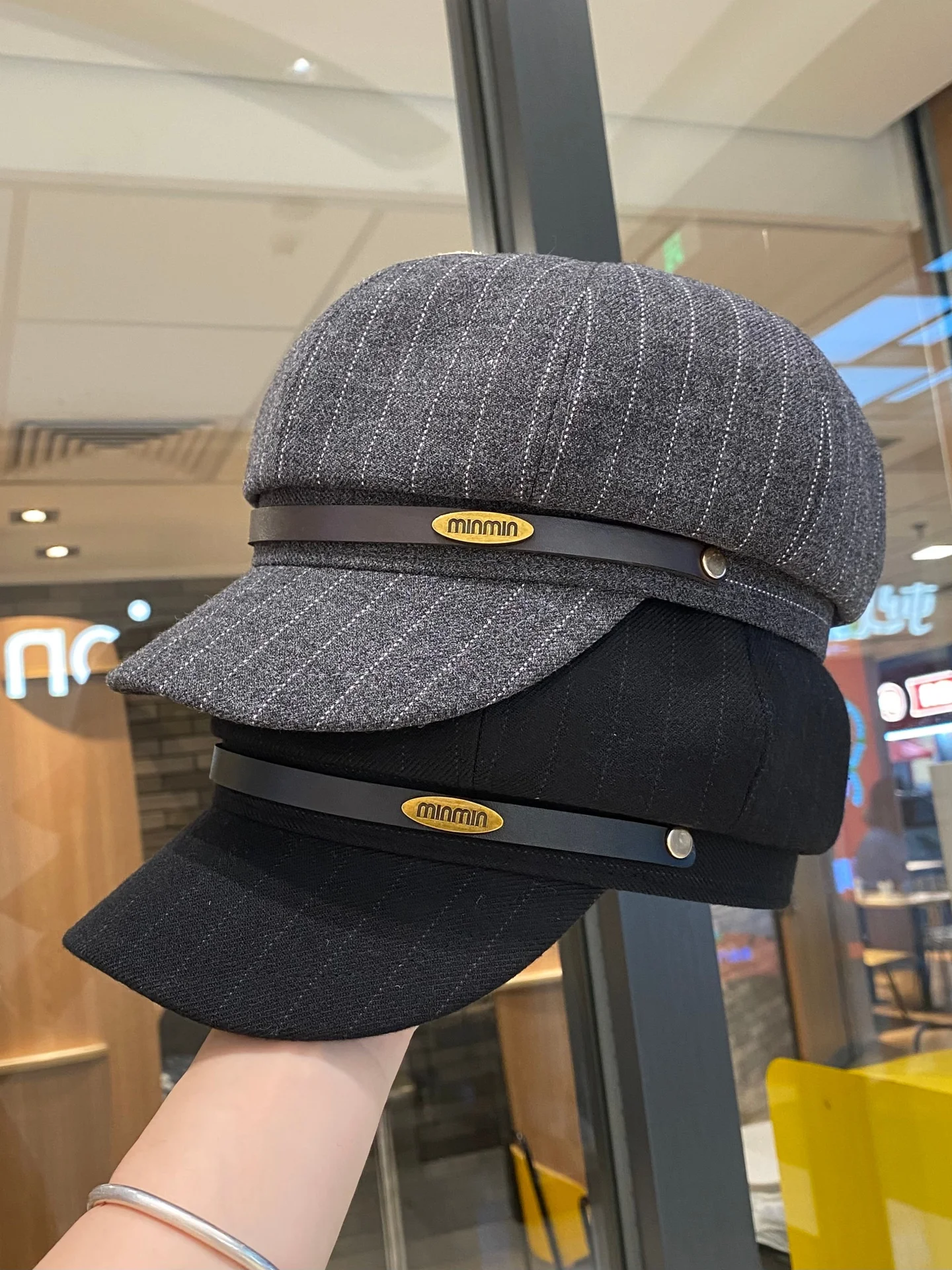 retro-striped-fashion-octagonal-hat-women's-autumn-winter-wide-brim-casual-face-slimming-beret-hat-stylish-duckbill-cap