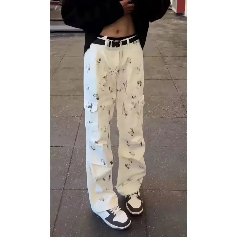 กางเกงยีนส์ทรงบานสีขาวลายจุดบางๆ สไตล์อเมริกันไฮสตรีทสำหรับผู้ชาย ฤดูใบไม้ร่วง ทรงหลวม ขาตรง สวมใส่สบาย ﻿