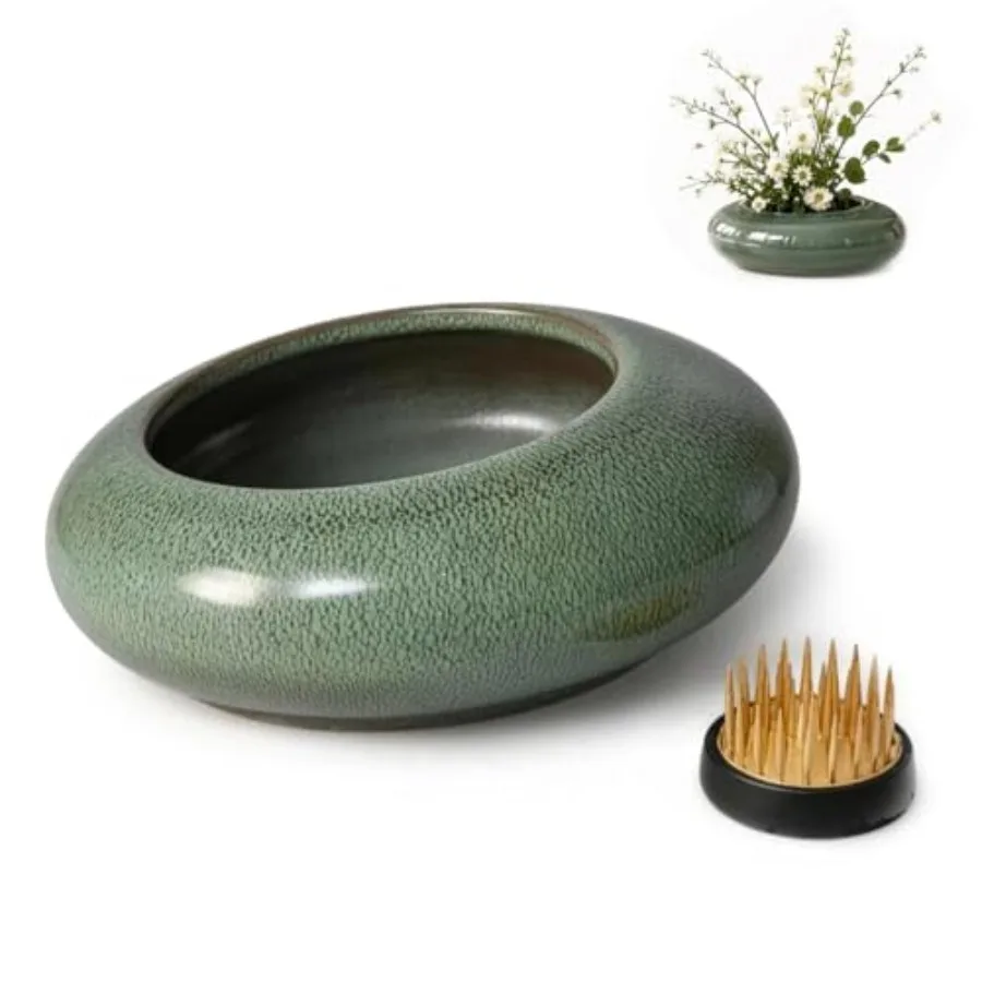 

Ceramic Ikebana Vase Set, Green Oval No Hole Flower Pot with 34mm Round Copper Flower Frog, Floral Arrangement