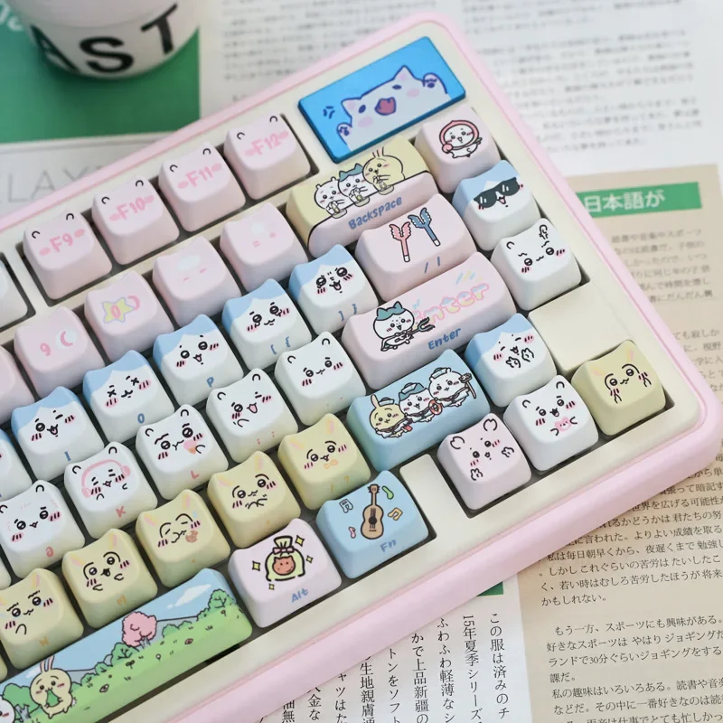 

Kawaii Chiikawa Theme Mechanical Keyboards Keycaps Cartoon Anime 135Keys Keycas Set Heat Sublimation Keycaps PBT Material Keycap