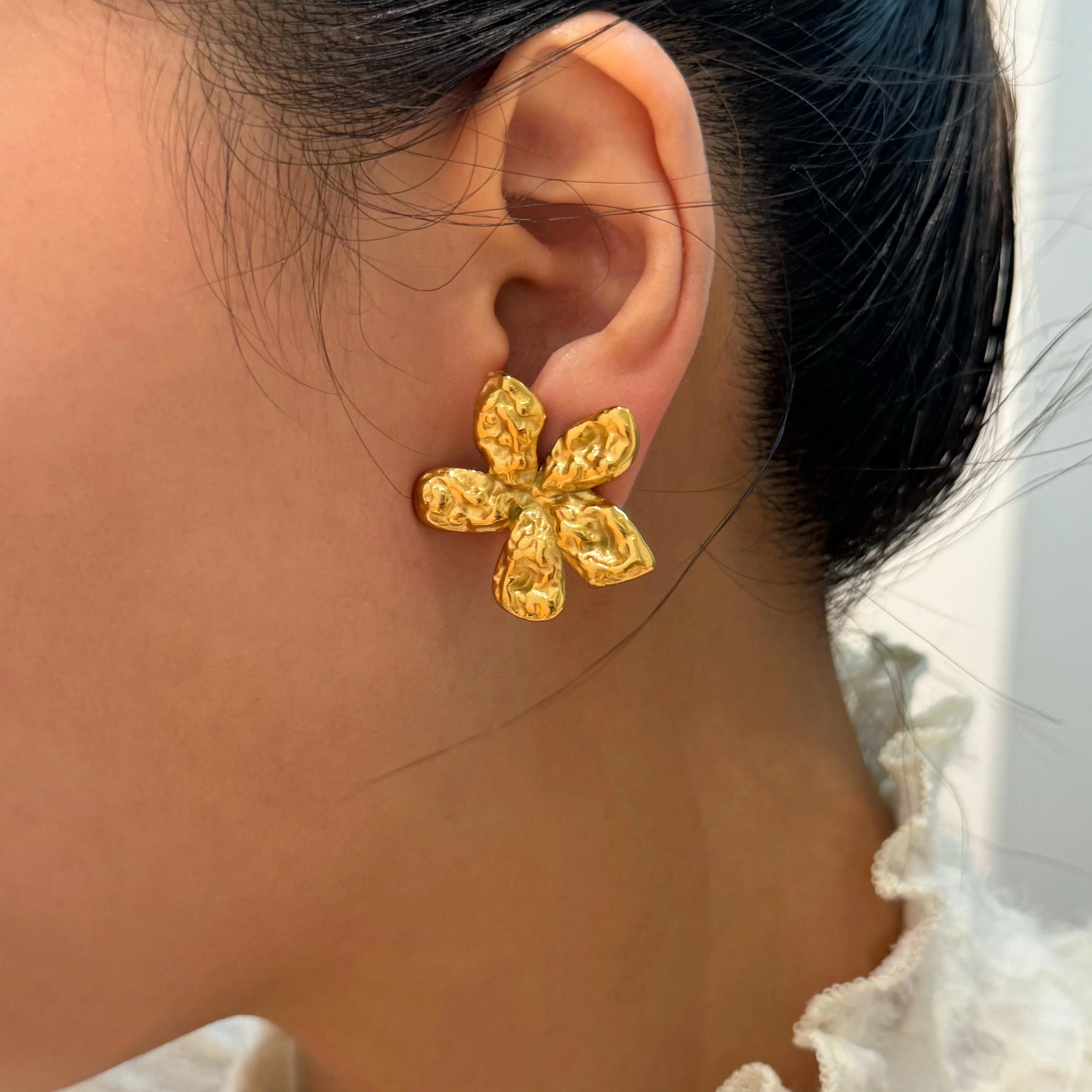 

DASEIN 2025 Summer 18k Gold Plated Rococo Irregular Lava Flower Earrings Hypoallergenic Stainless Steel Valentines Day Gift