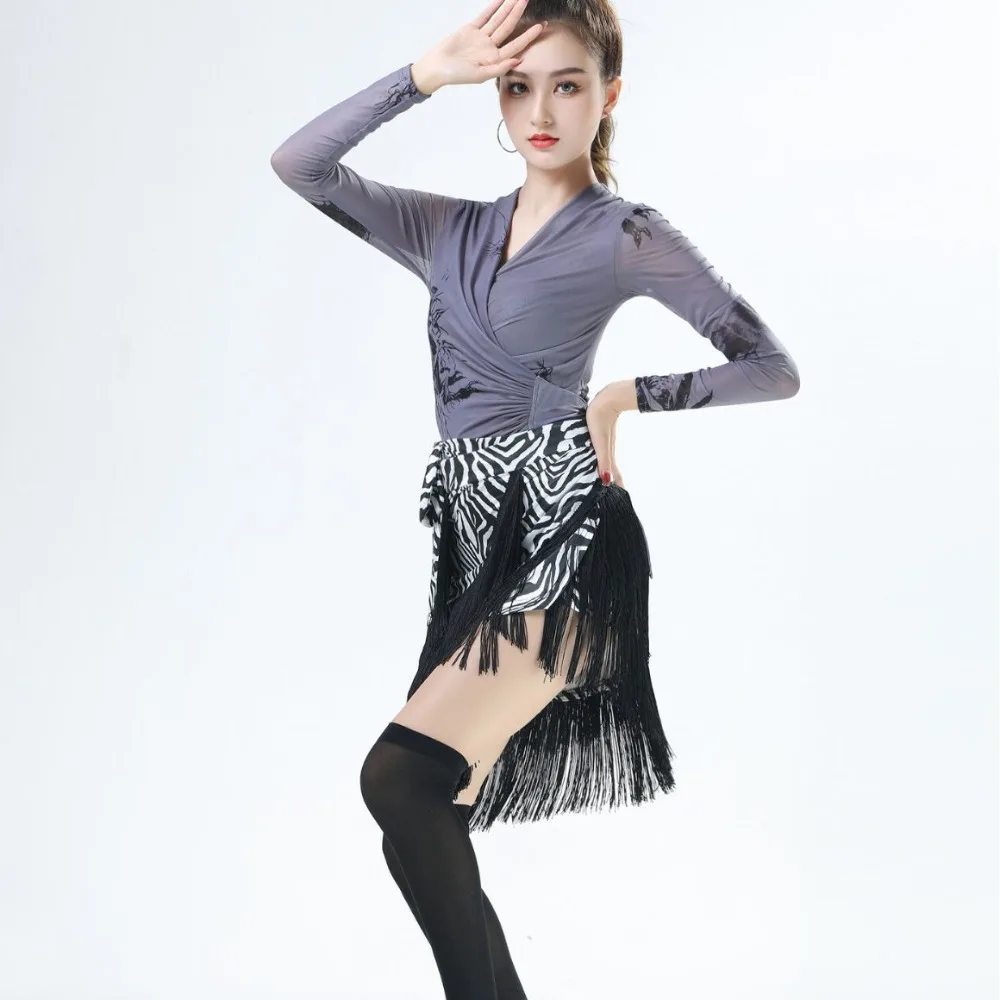 Lente/zomer dames Latin Dance luipaardprint heupsjaal met franjes - korte rok voor volwassenen, oefen- en prestatie-omslagbroek