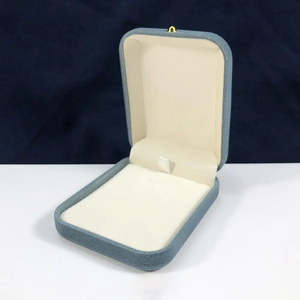 Jewelry Organizer Box Pearl Velvet Jewelry Box with Anti-scratch Lining Decorative Storage Case for Rings Earrings for Dressing