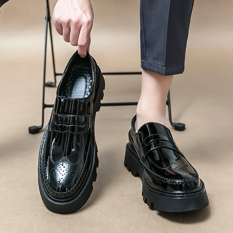 

Size 38-46 Thick Soled Men Block Shoes Black Men Casual Height Increasing Wear-resistant Business Shoes European Style