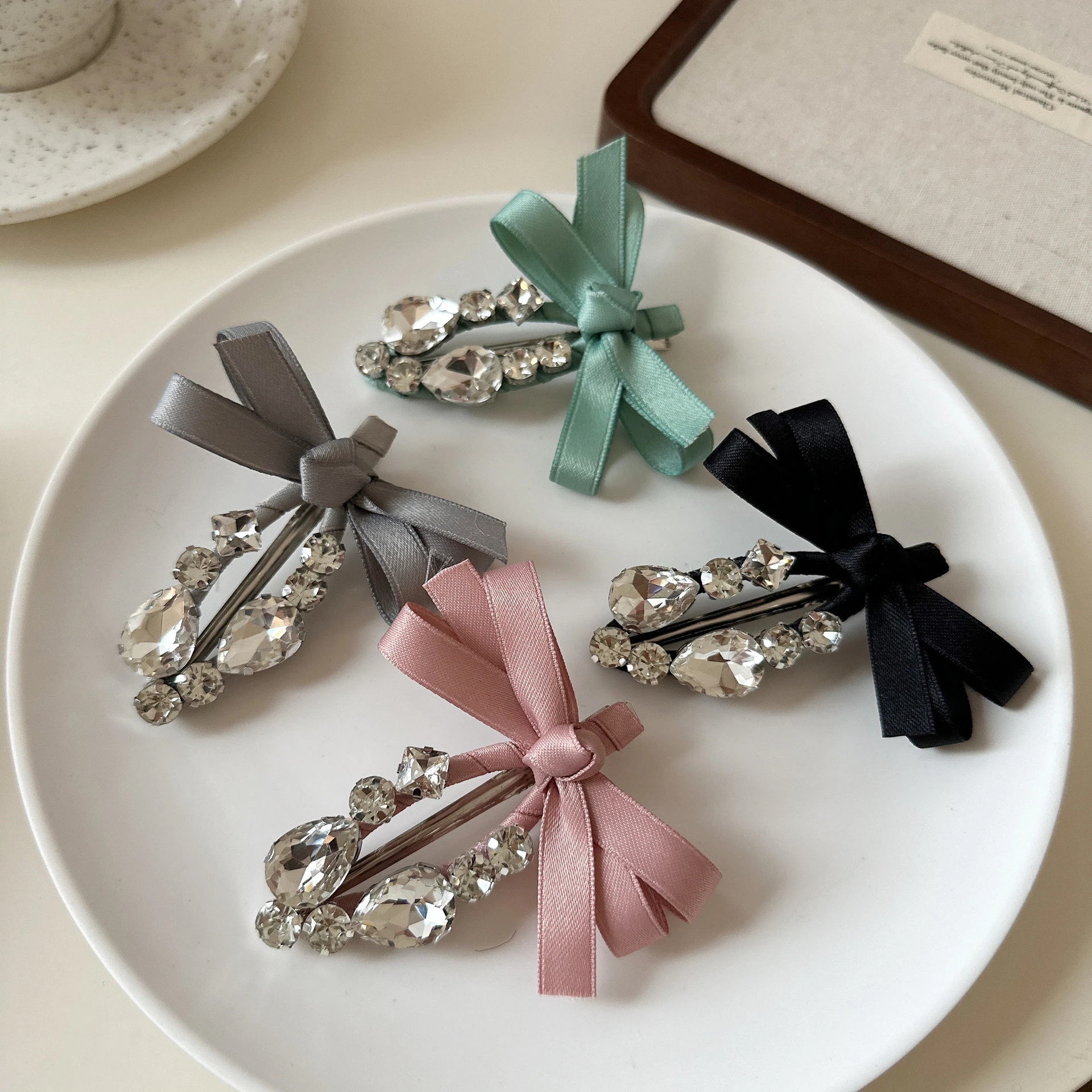 nuevo-clip-para-el-cabello-con-lazo-de-diamantes-de-imitacion-grandes-y-brillantes-clip-de-pico-de-pato-clip-para-flequillo-accesorios-para-el-cabello
