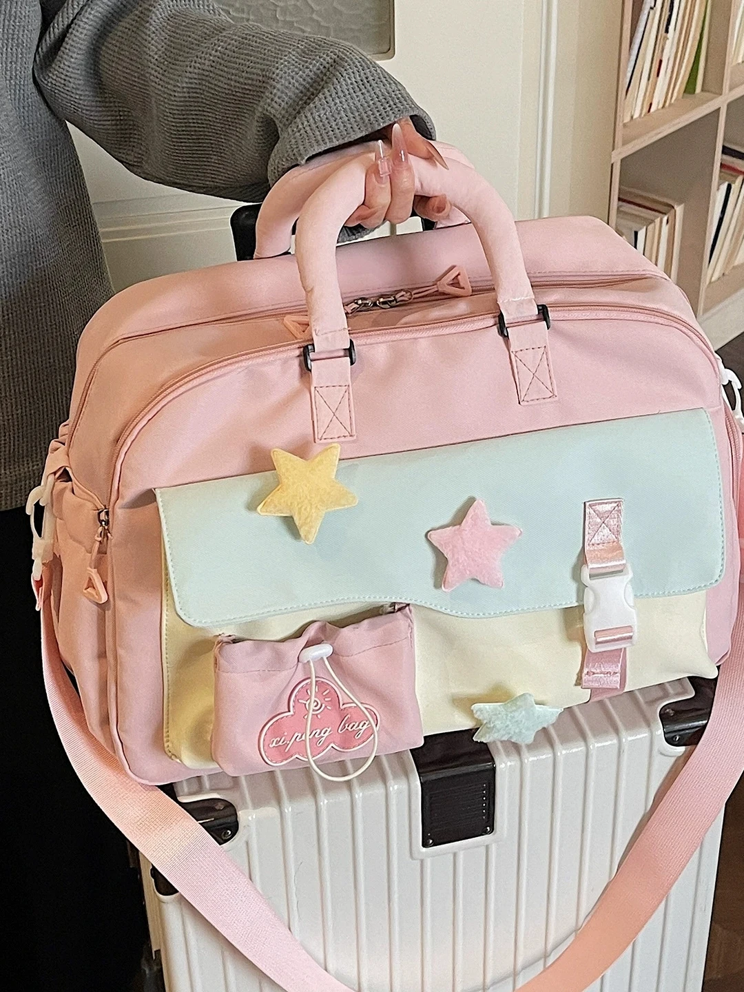 cute-casual-travel-bag-women's-high-aesthetic-lightweight-handheld-crossbody-fitness-bag-short-trip-travel-bag-korean-style