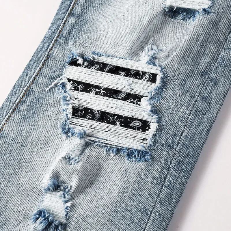 Fashion NewY2k Light Blue Men's Jeans Washed Nostalgic Stretch Slim Fit Perforated Cashew Flower Patch Jeans Designer Hip Hop B