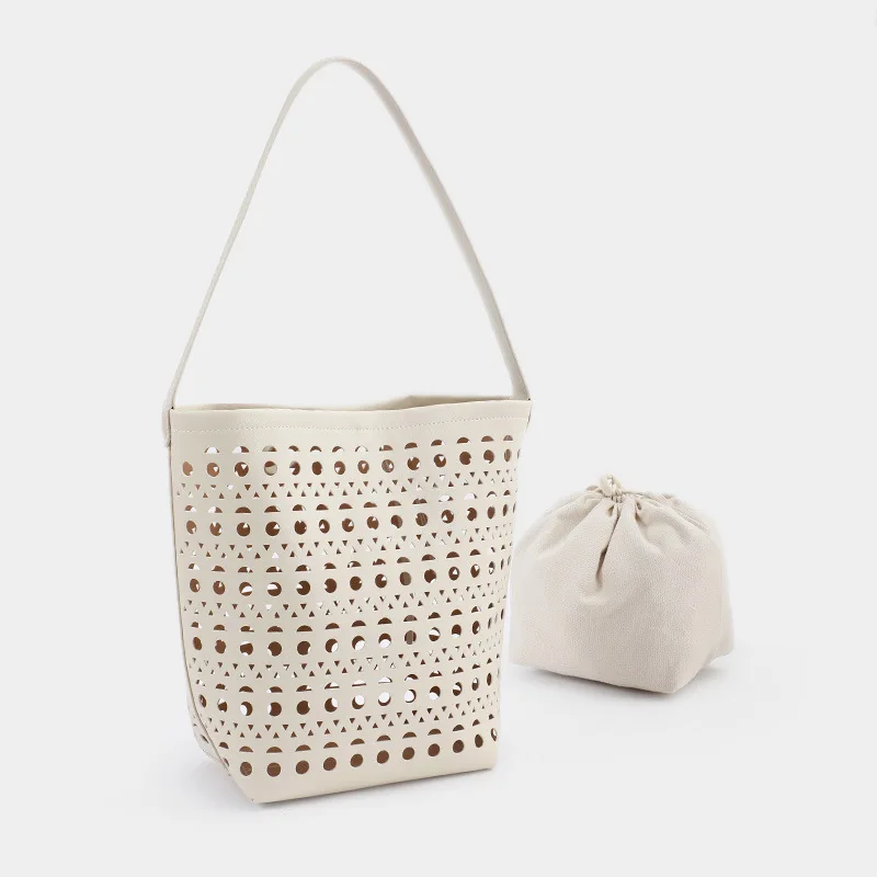 

Summer Women's Vacation Leisure Shoulder Bag Hollow Design Niche Handbag Armpit Bucket Bag for Casual PU Leather Underarm Bags