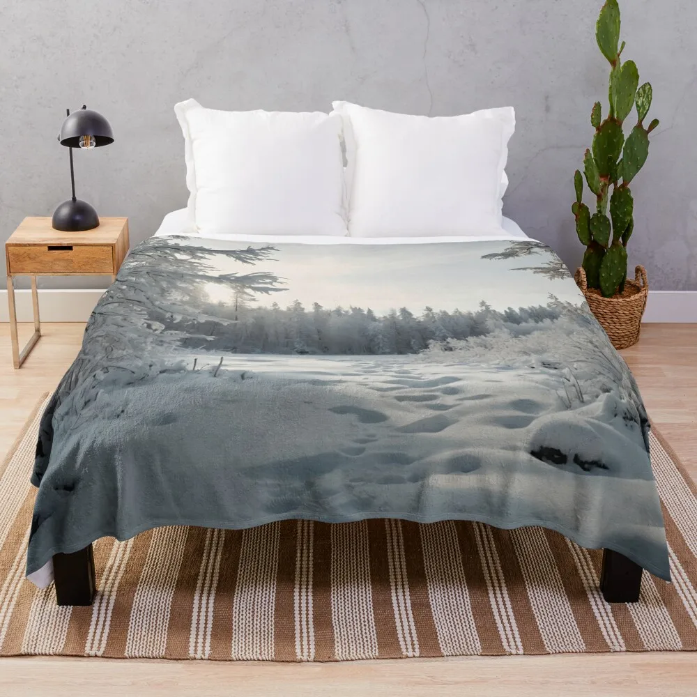 

Sunny Winter Day: Monochrome Mountain Forest Scene Photographic Image Throw Blanket for sofa Luxury St Single sofa bed Blankets