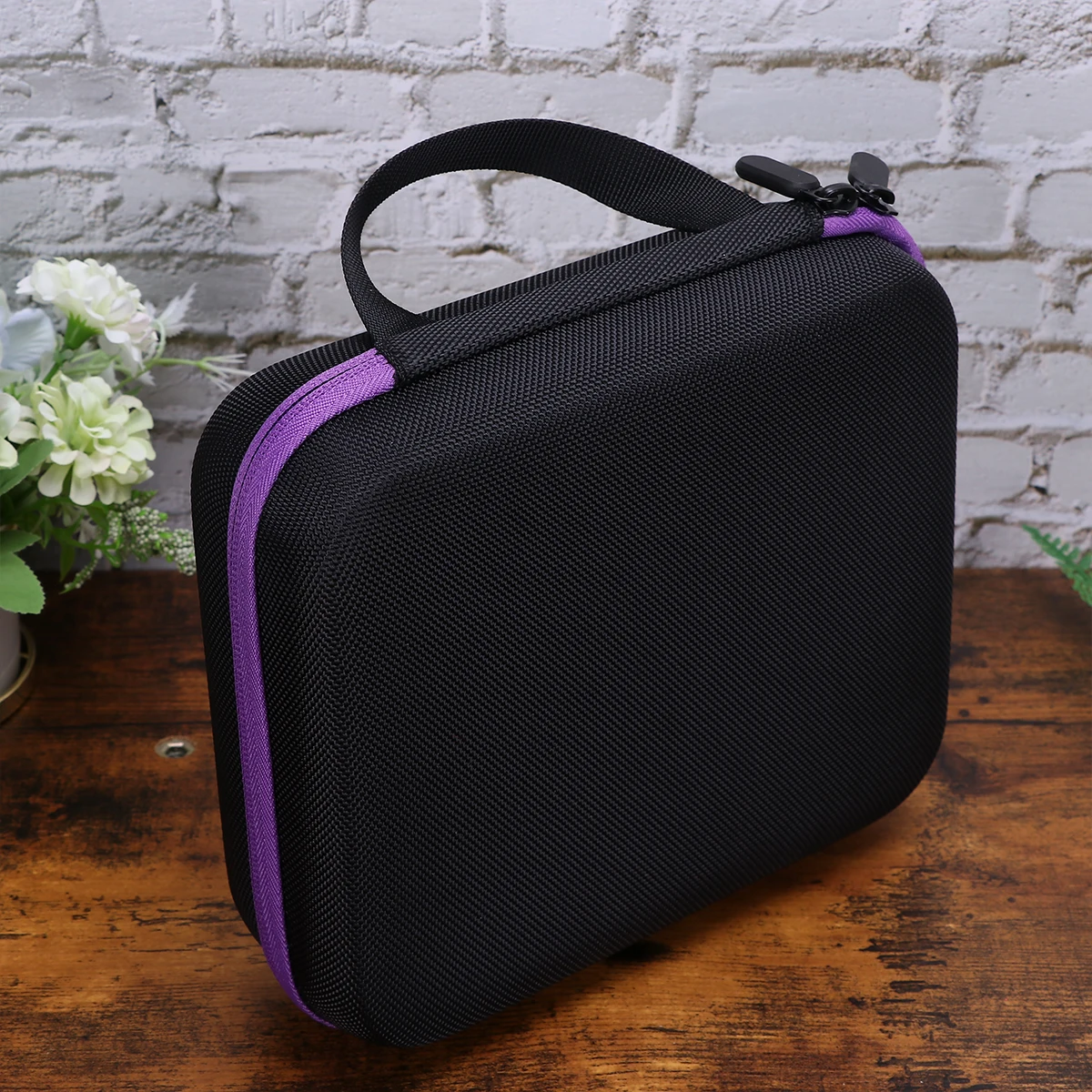 

1pc Essential Oil Storage Bag 15ml Bottle Portable Makeup Bag for Travel Home Use with Zipper to Hold Cosmetics Bottles