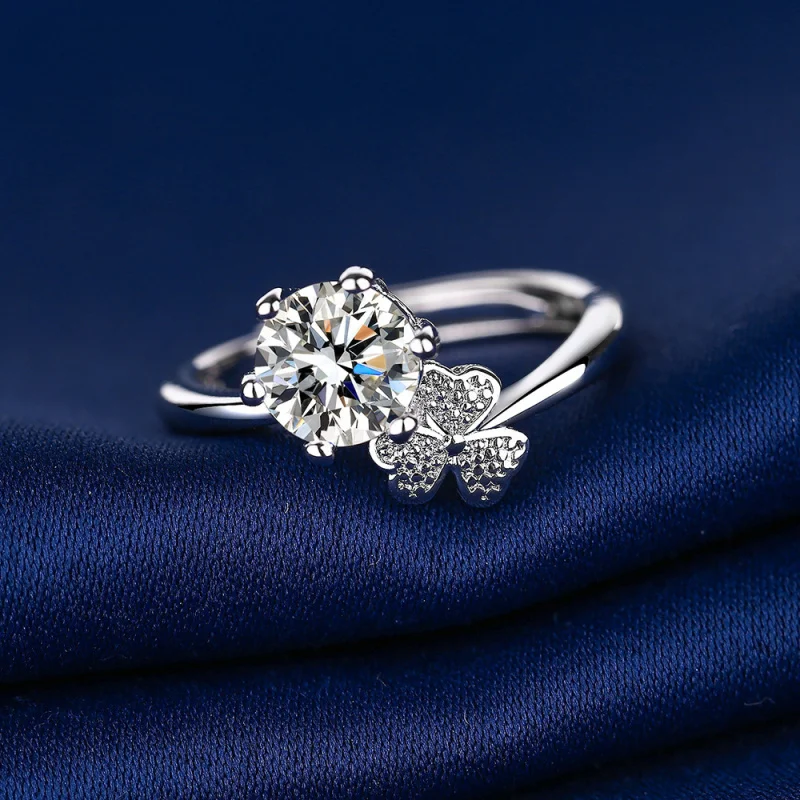 

Luxurious Exquisite 1-Carat Zircon Women's Ring Four Leaf Tender Grass Design Adjustable Brass Setting Trendy Perfect Party Gift