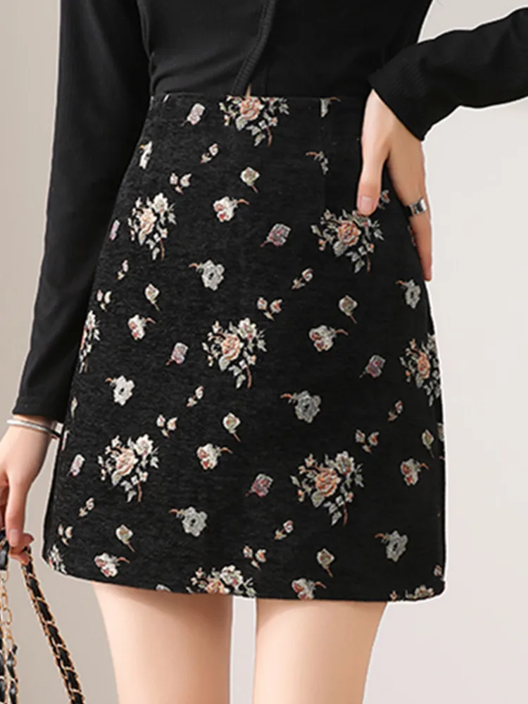 SMTHMA New Fashion Gold Jacquard Skirt New Spring 2024 French Vintage Small Fragmented Flower Skirt Short Skirt A-Line Skirt