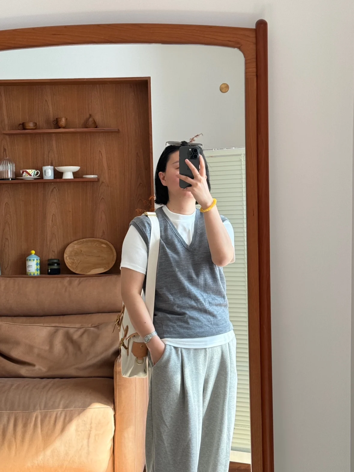 

Новинка ранней весны 2024: женский шерстяной вязаный свитер-топ с V-образным вырезом, повседневный, облегающий, стройнящий фигуру