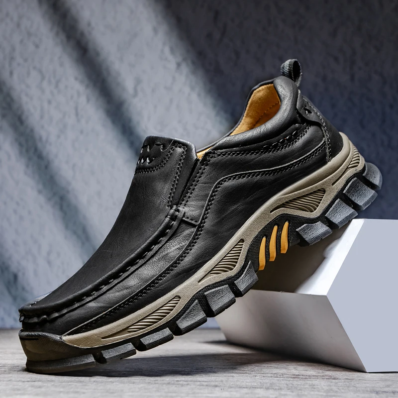 Men's Hand-Stitched Solid Color Fashion Loafers Low-Top Slip-On Casual Sneakers Trendy All-Season Comfortable Men's Shoes