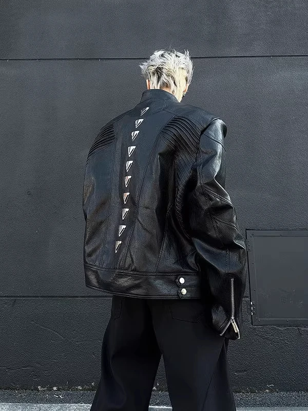 

Dragon Bone Metal Ba PU Leather Jaet ort American High Street Design Stand Collar Men's Sle Spring Faion Outerwear