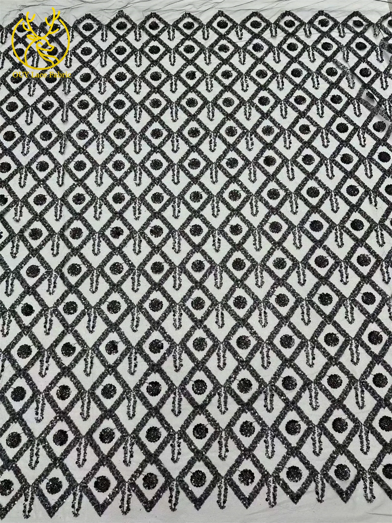 Wunderschöner afrikanischer nigerianischer Pailletten-Spitzenstoff in Diamantform, 2026, hochwertiger französischer Tüll zum Nähen von Abendkleidern – Detail 24