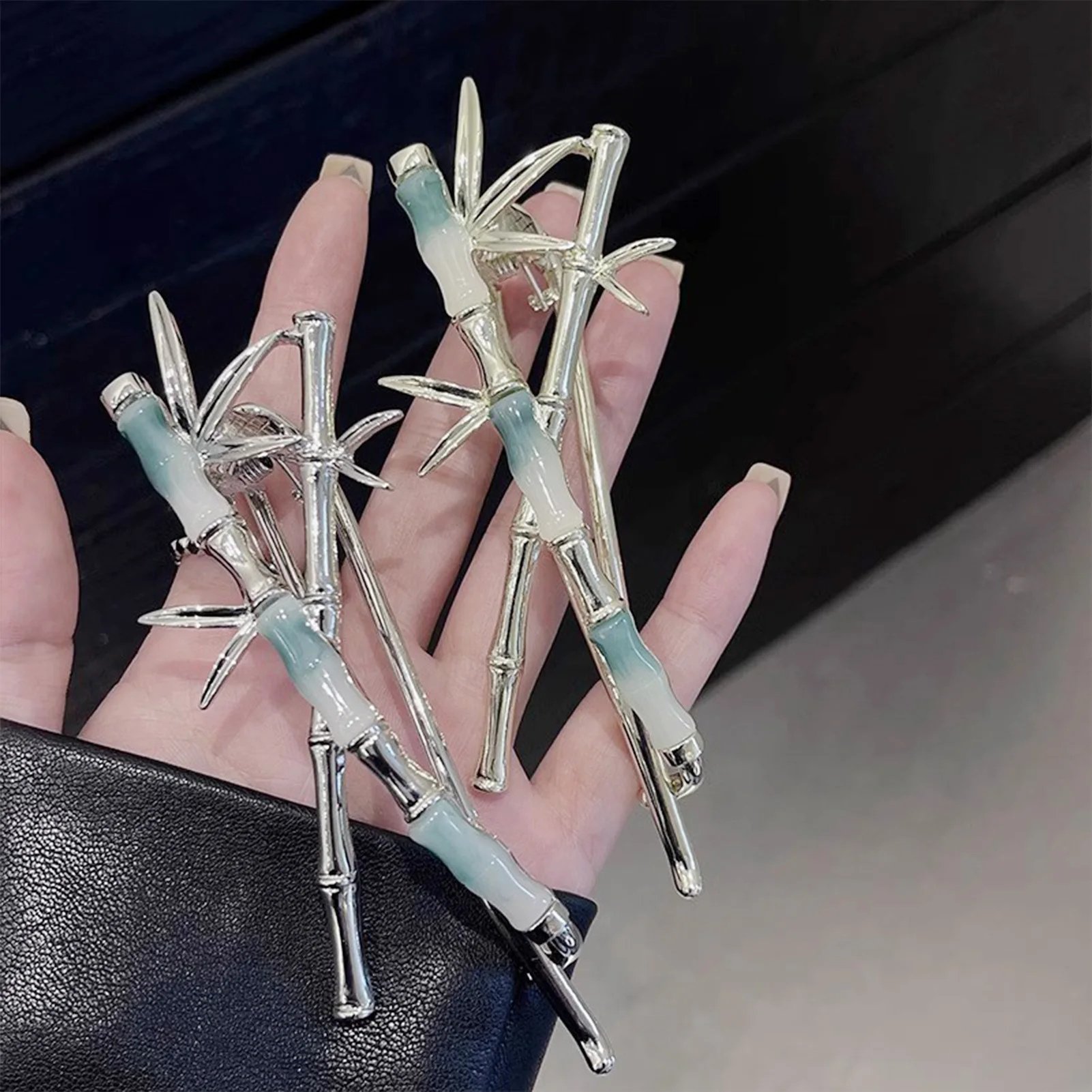 

Chinese Bamboo Joint Hair Clip Vintage Plant Element Metal Twist-Clamp For Women Girls Trendy Daily Life Hair Accessories