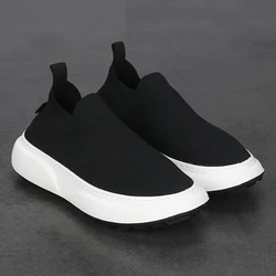 Korean Version of Casual Thick Sole Breathable Mesh Cloth Shoes Fashion Low-top Black Simple Comfortable Men's Casual Shoes