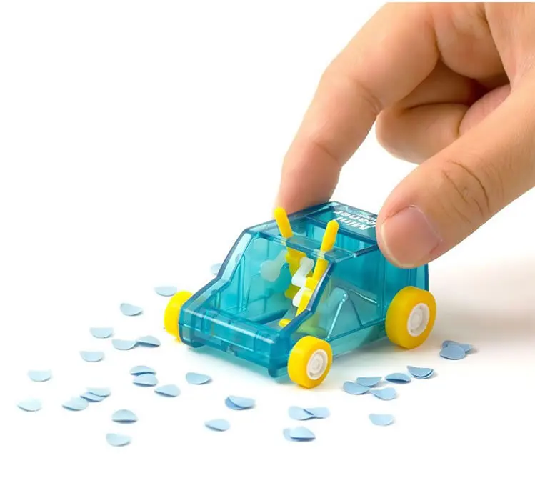 Cute Mini Car Table Dust Cleaning Trolley Keyboard Desktop Dust Cleaner Confetti Pencil Eraser Dust Sweeper Desk Set Kids Toys