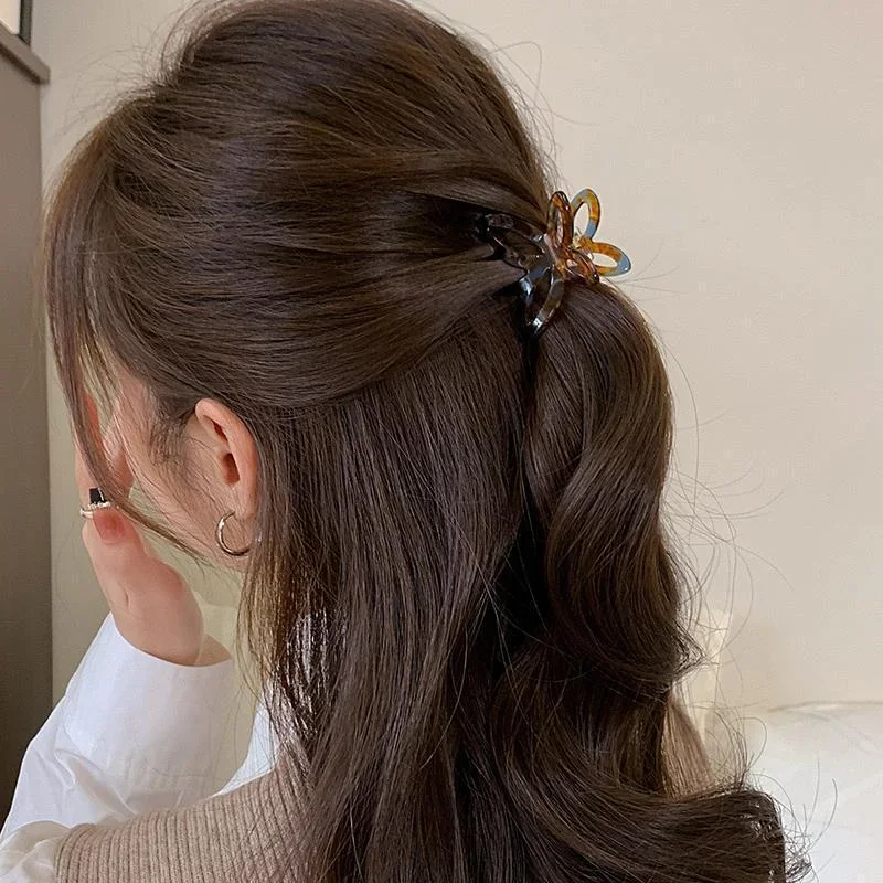 Half Tie Hair Clip Female Back of Head Clip Butterfly Grab Clip New Shark Clips Shattered Hair Clips Advanced  Hair Accessori