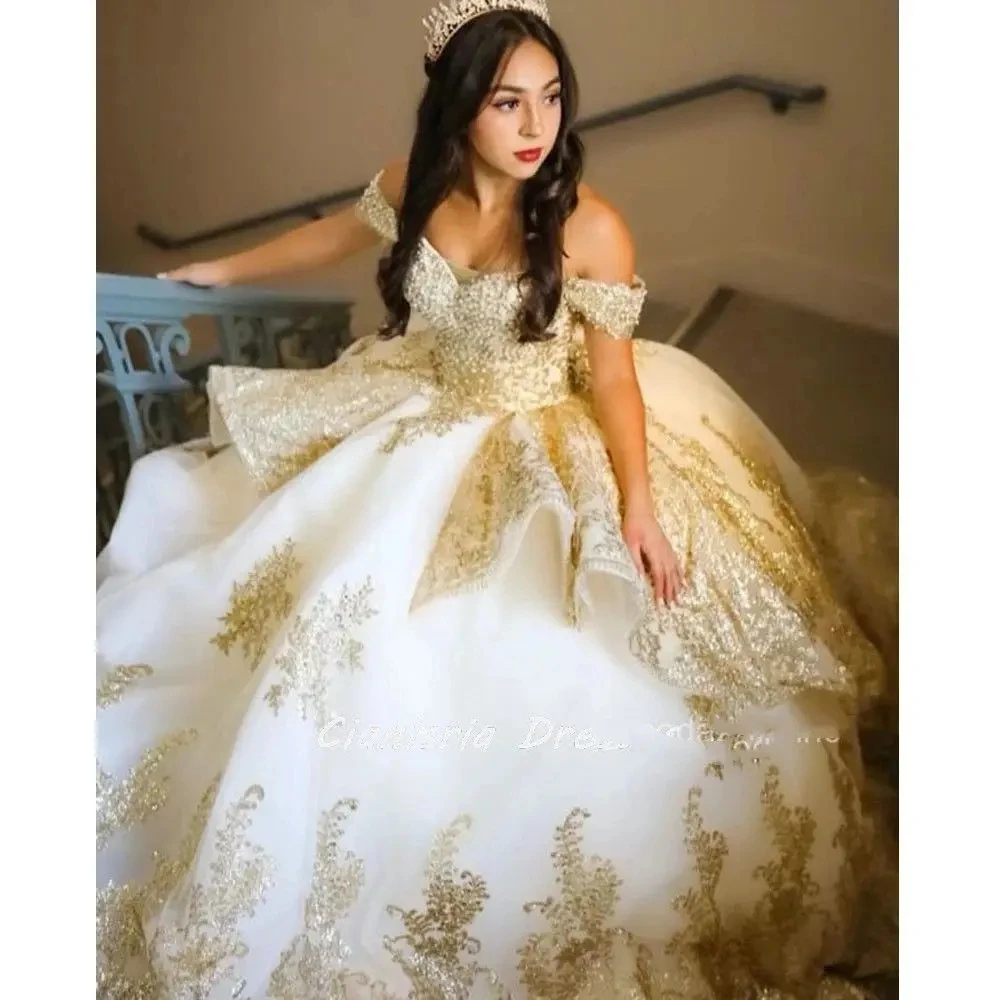 Customized Shiny Golden Quinceanera Dress Ball Gown Lace Applique Beaded Ruffles Sweet 16 Dress Vestidos De XV Anos Wedding Gown